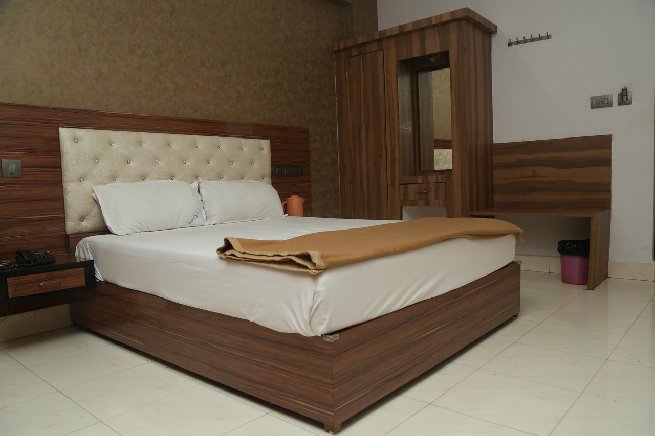 Konark Lodge Visakhapatnam Ngoại thất bức ảnh