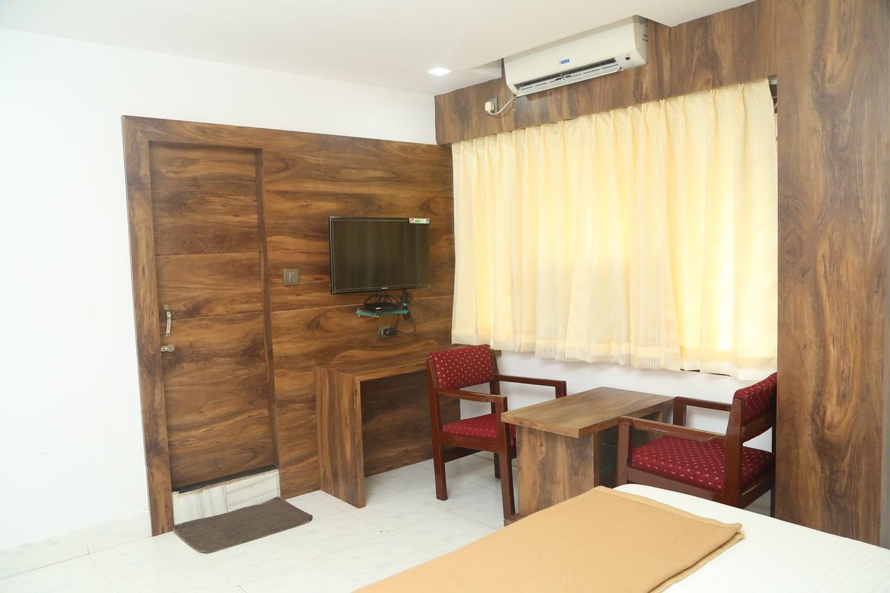 Konark Lodge Visakhapatnam Ngoại thất bức ảnh
