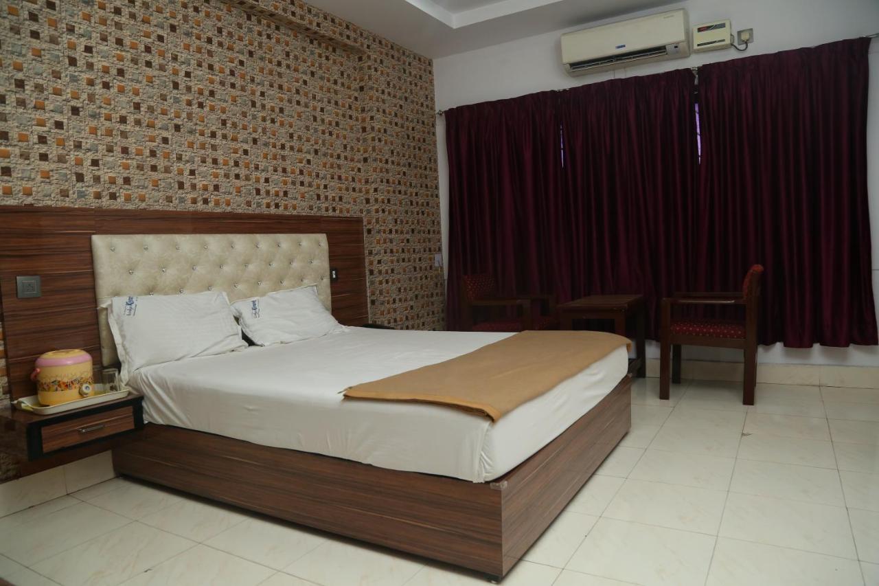 Konark Lodge Visakhapatnam Ngoại thất bức ảnh