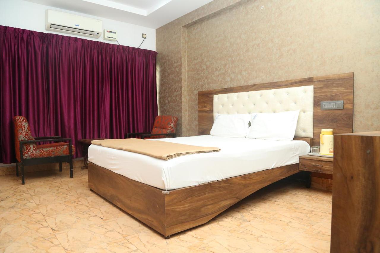 Konark Lodge Visakhapatnam Ngoại thất bức ảnh